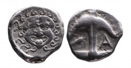 Thrace, Apollonia Pontica, late 5th-4th centuries.
Facing gorgoneion;
Anchor upright, to the left crayfish, to the right A.
SNG Black Sea 153-156, 158...