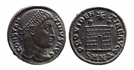Constantine I the Great AD 307-337, Nicomedia Mint, ca. AD 328-329.
Pearl-diademed head of Constantinus I right, CONSTANTINVS AVG;
Campgate with two t...