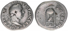 Vitellius 69
Römisches Reich - Kaiserzeit. Denar. XV VIR SACR FAC
Rom
3,00g
Kampmann 19.35
s/ss