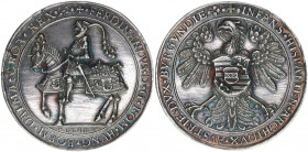 Ferdinand I. 1556-1564
1 1/4 Schautaler, 1541. Kremnitz
39,14g
Markl 2036
Rf., Felder geglättet
vz+