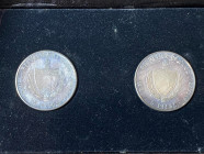 CUBA. Lotto di 2 monete da 5 Pesos 1985 FAO in scatola originale. AG. FDC.