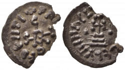 BENEVENTO. Sicardo (832-839). Denaro Ag (0,90 g). MEC1 n.1112. Manca parte del tondello. qBB