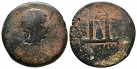 CYPRUS. Koinon of Cyprus. Julia Domna, Augusta, 193-217. Tetrassarion (Bronze, 31 mm, 7 h), Paphos. ΙΟΥΛ ΔΟΜΝΑ CЄΒ Draped bust of Julia Domna to right...