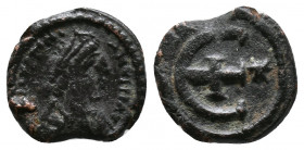 Justinian I. AD 527-565. Theoupolis (Antioch) Pentanummium Æ Diademed, draped, and cuirassed bust right / Large Є with central cross, star to right. g...