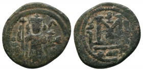 ARAB-BYZANTINE. Umayyed Dynasty. Late 7th Century AD. Æ fals, 4,42gr