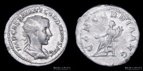 Gordiano III 238-244DC. AR Antoniniano. RIC 35