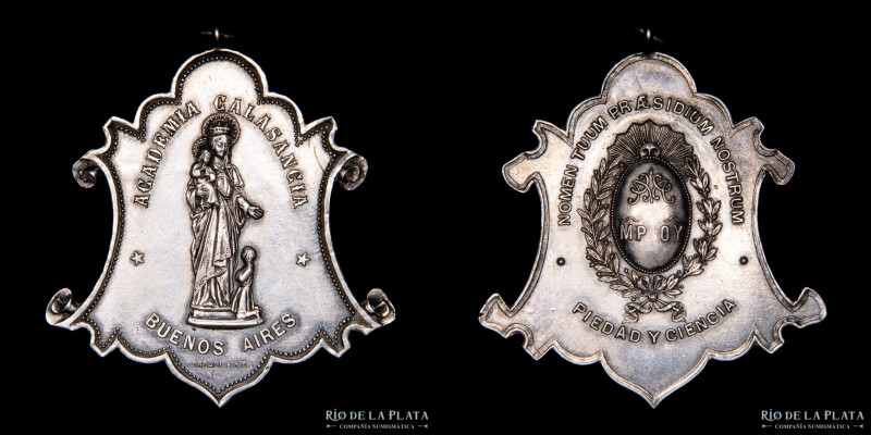 Argentina. Academia Calasancia Buenos Aires. Grabador: Orzalli. Metal plateado; ...