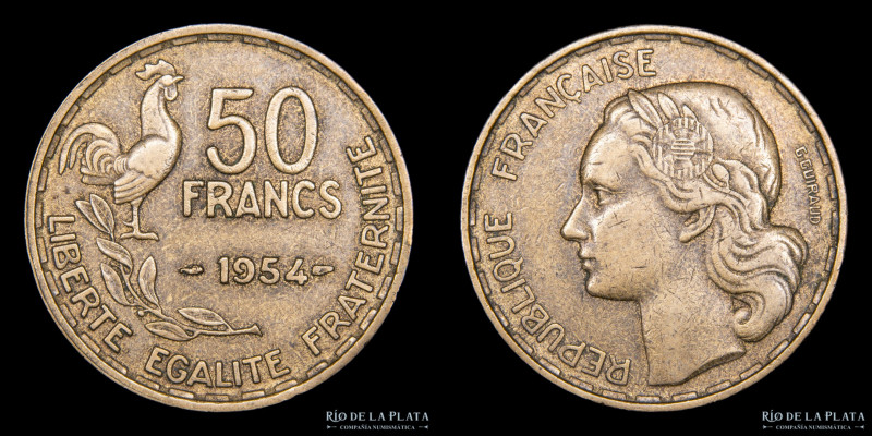 Francia (4º República) 50 Francs 1954, ceca de París. CU-AL; 27.0mm; 8.12g. KM91...