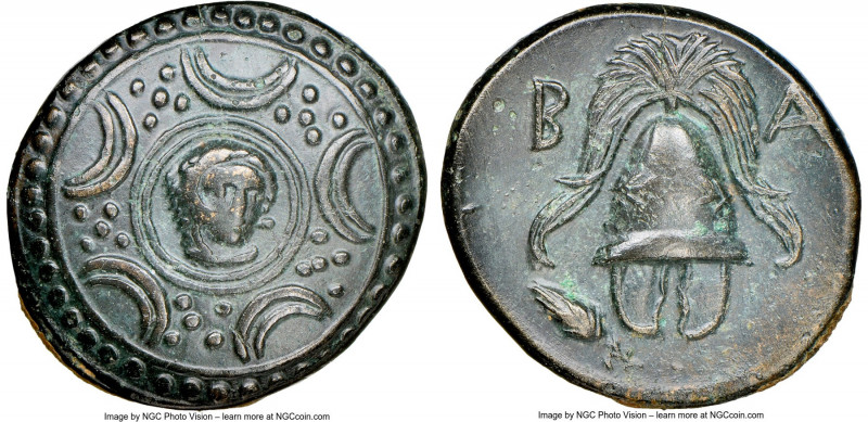 MACEDONIAN KINGDOM. Alexander III the Great (336-323 BC). AE half-unit (16mm, 11...