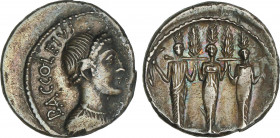 Roman Coins
Republic
Denario. 43 a.C. ACCOLEIA. P. Accoleius Lariscolus. ESCASA. Anv.: Busto de Acca Larentia a derecha. Rev.: Las tres estáteras de...