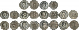 Roman Coins
Empire
Lote 10 monedas Denario. Acuñadas el 79-81 d.C. TITO. AR. Una repetida. Pátina. A EXAMINAR. BC a MBC.