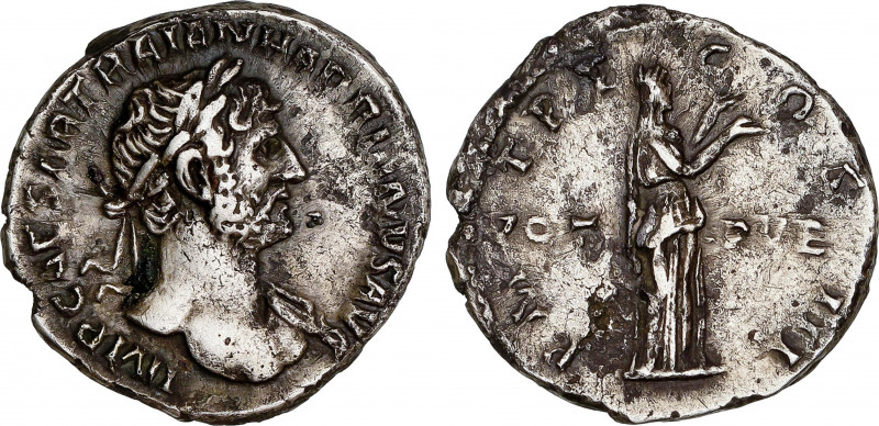 Roman Coins
Empire
Denario. Acuñada el 117-138 d.C. ADRIANO. Anv.: IMP. CAESAR...