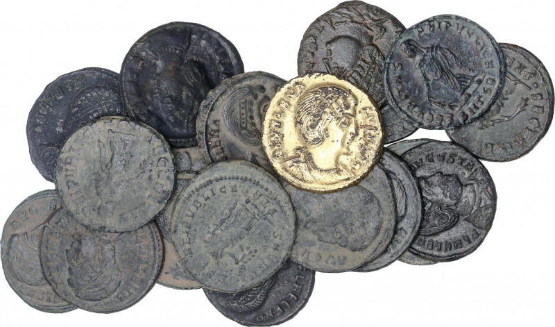 Roman Coins
Empire
Lote 19 monedas Follis 19 mm. Acuñadas el 326-327 d.C. ELEN...