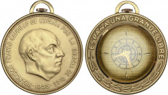 Estado Español
Medalla-Reloj. 1955. CIR BARCELONA. Anv.: FRANCISCO FRANCO CAUDILLO DE ESPAÑA POR LA GRACIA DE DIOS. 1955. Su busto a derecha. Rev.: E...