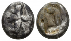 PERSIA. Achaemenidae. Darius I to Xerxes II, ca. 485-420 B.C. AR Siglos (13.8mm, 5.4g). Persian hero-king in kneeling-running stance right, holding sp...