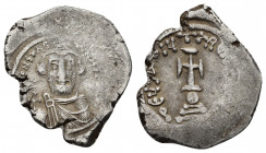 Constans II AR Hexagram Constans II (641-678 AD). AR Hexagram (22.3 mm, 6.7 g), Constantinopolis (Istanbul), 647-651 AD. Obv. d N CONStAN – tINYS P P ...
