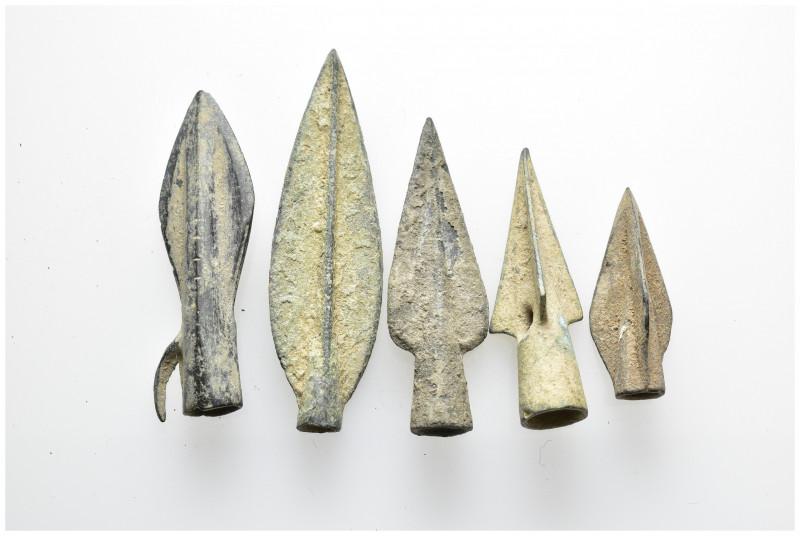 Greek and Roman mixed lot of 5 pieces arrowheads.SOLD AS SEEN NO RETURNS.