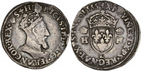 Henri II (1547-1559) - Argent - Teston à la tête couronnée 1555 L - Bayonne.
A/ HENRICVS II DEI G FRANCOR REX S,
Henri II à droite, cuirassé et portan...