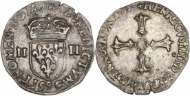 Henri IV (1589-1610) - Argent - Quart d'écu croix feuillue 1595 9 - Rennes.
A/ HENRICVS IIII D G FRAN ET NAVA REX 1595,
Croix feuillue.
R/ SIT NOMEN D...