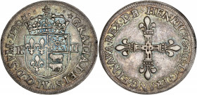 Henri IV - (1589 - 1610) - Argent - Quart d'écu de Béarn 1590- Pau.
A/ HENRICVS IIII D G FRANC ET NAVA REX DB,
Croix fleurdelisée et bâtonnée.
R/ GRAT...