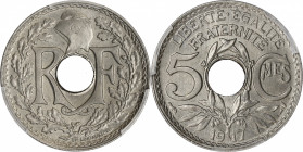 IIIème République (1870-1940) - Cupronickel - 5 centimes Lindauer 1917
A/ RF,
branches de chêne et bonnet phrygien, signé: EM. LINDAUER.
R/ LIBERTÉ...