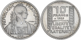 IIIème République (1870-1940) - Aluminium - Essai 10 Francs Turin 1939/1929.
A/ RÉPUBLIQUE FRANÇAISE 1939,
Buste de la République à droite, coiffée d'...