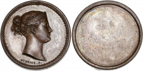 Premier Empire (1804 -1814) Médaille uniface - L'impératrice Marie Louise - Bronze
A/ L'impératrice à droite, signé: ANDRIEU.E.
22mm - 8.78g - SUP...