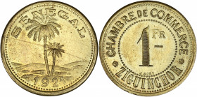 Chambre de Commerce Ziguinchor 1921 - Sénégal - Laiton - 1 franc.
A/ SÉNÉGAL 1921,
deux palmiers.
R/ CHAMBRE DE COMMERCE ZIGUINCHOR,
1 FR au centr...