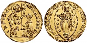 Monete di zecche italiane 
 Malta 
 Jean de La Valette, 1557-1568. 
 Zecchino, AV 3,40 g. F IOANNES DE – VALLETE San Giovanni porge il vessillo al ...