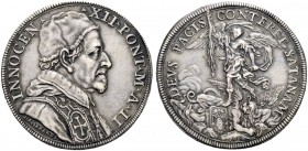 Monete di zecche italiane 
 Roma 
 Innocenzo XII (Antonio Pignatelli), 1691-1700. 
 Piastra anno II/1692, AR 31,95 g. INNOCEN XI PONT MAX AN I Bust...