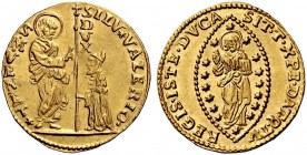Monete di zecche italiane 
 Venezia 
 Silvestro Valier, 1694-1700. 
 Zecchino, AV 3,46 g. S. Marco porge il vessillo al Doge genuflesso. Rv. Il Red...
