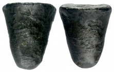 Sizilien. Akragas.

 Bronze (Hexas). Um 450 v. Chr.
Vs: Adler nach links stehend.
Rs: Krabbe.
Us: Zwei Wertkugeln.

16 mm. 6,24 g. 

Westerma...