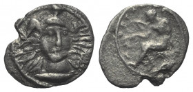 Sizilien. Morgantina.

 1 1/4 Litrai (Silber). Ca. 339 - 317 v. Chr.
Vs: Kopf der Athena mit attischem Helm in 3/4-Ansicht rechts.
Rs: Nike mit Kr...