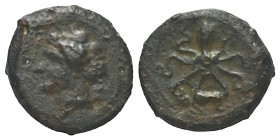 Sizilien. Syrakus. 2. Demokratie (466 - 405 v. Chr.).

 Bronze. Ca. 466 - 405 v. Chr.
Vs: Kopf des Apollon mit Tainia links.
Rs: Octopus.

15 mm...