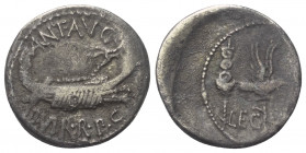 Marcus Antonius.

 Denar (Silber). 32 - 31 v. Chr. Patrae.
Vs: ANT AVG / III VIR R P C. Galeere mit Thyrsus am Bug nach rechts.
Rs: LEG - V. Legio...
