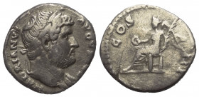 Hadrianus (117 - 138 n. Chr.).

 Denar (Silber). 125 - 128 n. Chr. Rom.
Vs: HADRIANVS AVGVSTVS. Kopf mit Lorbeerkranz rechts.
Rs: COS III. Victori...