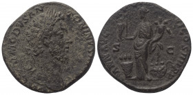 Commodus (177 - 192 n. Chr.).

 Sesterz. 183 - 184 n. Chr. Rom.
Vs: M COMMODVS ANTONINVS AVG PIVS. Kopf mit Lorbeerkranz rechts.
Rs: ANN AVG TR P ...