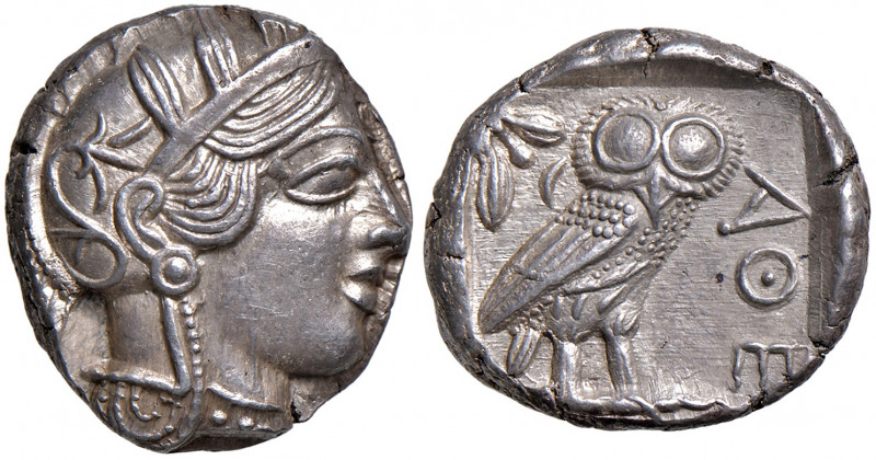 Tetradrachme, ca. 440-420 v. Chr.
Griechen, Athen. Kopf von Athena / Eule Athen,...