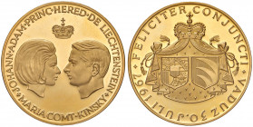 Franz Joseph II. 1938 - 1989
Liechtenstein. Au-Medaille. von A. Zierler. Auf die Vermählung des Erbprinzen mit Gräfin Kinsky, Ø 35,15 mm, Nummer 17
Wi...