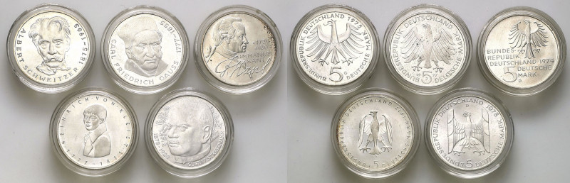 Germany
Germany. 5 Marek 1974 - 1977, set of 5. 

Monety w kapslach.

Detai...