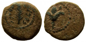 Judean Kingdom, Alexander Jannaeus, 104-76 BC. AE Half Prutah. Jerusalem mint.