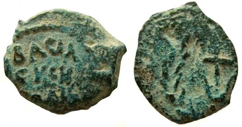 Judaea. Herod the Great, 40-4 BC. AE Prutah. Jerusalem mint


14 mm. Weight: ...