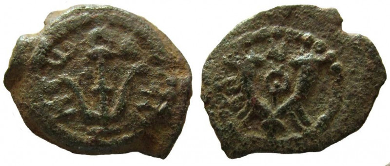 Judaea. Herod Archelaus, 4 BC-6 AD. AE Prutah. Jerusalem mint.

16 mm. Weight:...