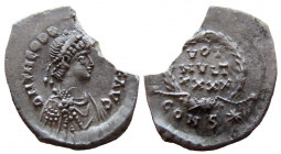Theodosius II, 402-450 AD. AR Siliqua. Constantinople mint.