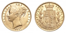 GREAT BRITAIN. Victoria, 1837-1901. Gold Sovereign 1857, London. 7.99 g. S-3852D. AEF.