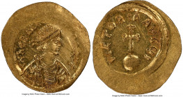 Heraclius (AD 610-641). AV semissis (20mm, 2.21 gm, 7h). NGC MS 4/5 - 3/5, brushed. Constantinople, 10th officina, AD 613-641. d N hЄRACLI-ЧS PP AVG, ...