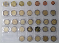 BRD 1949 - heute
Deutschland. Lot. 25 Stück diverse 2 Euro Sondermünzen 2006 bis 2021 + 1 Jahressatz offen 2002
stgl