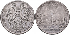 Stadt
Deutschland, Nürnberg. Taler, 1768 SR. mit Titel Joseph II.
Nürnberg
27,65g
Slg. Erlanger 760, Dav. 2494
f.ss/ss
