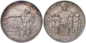 Ag-Medaille, 1930
Deutschland, Weimarer Republik 1919 - 1933. auf die Räumung der Pfalz und des Rheinlandes. "Vater Rhein" mit Dreizack und weisender ...