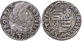Ferdinand III. als Erzherzog 1627 - 1637
3 Kreuzer, 1629 PH. Münzmeister Peter Hema
Glatz
1,62g
Her. 53, F&S 2856
vz